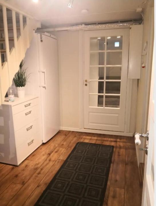 Sentral Studioleilighet Ved Stranden Og Hvalsenter Nb Ma Vaskes Etter Endt Leie Eller Betale Rengjoringshjelpen 500 Kr アンデネス エクステリア 写真